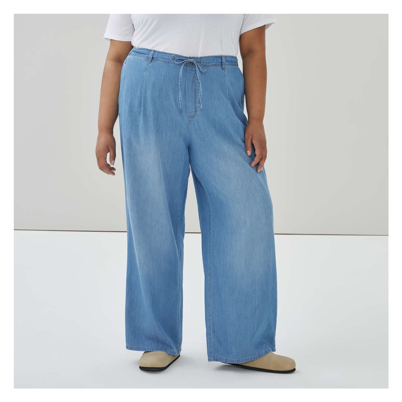 Joe Fresh Women+ Medium Wash Pull-On Chambray Pant - 1 ea